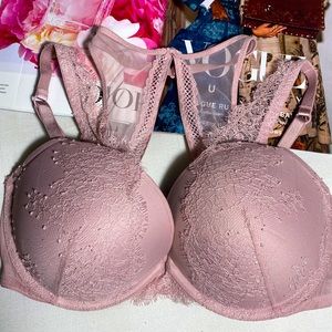 Victoria’s Secret push up bra 34DD